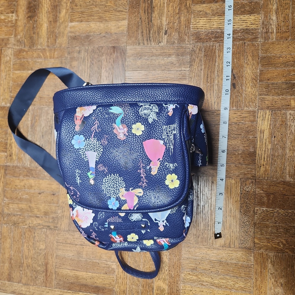 Disney Princess Edition Bag - Picture 2 of 6